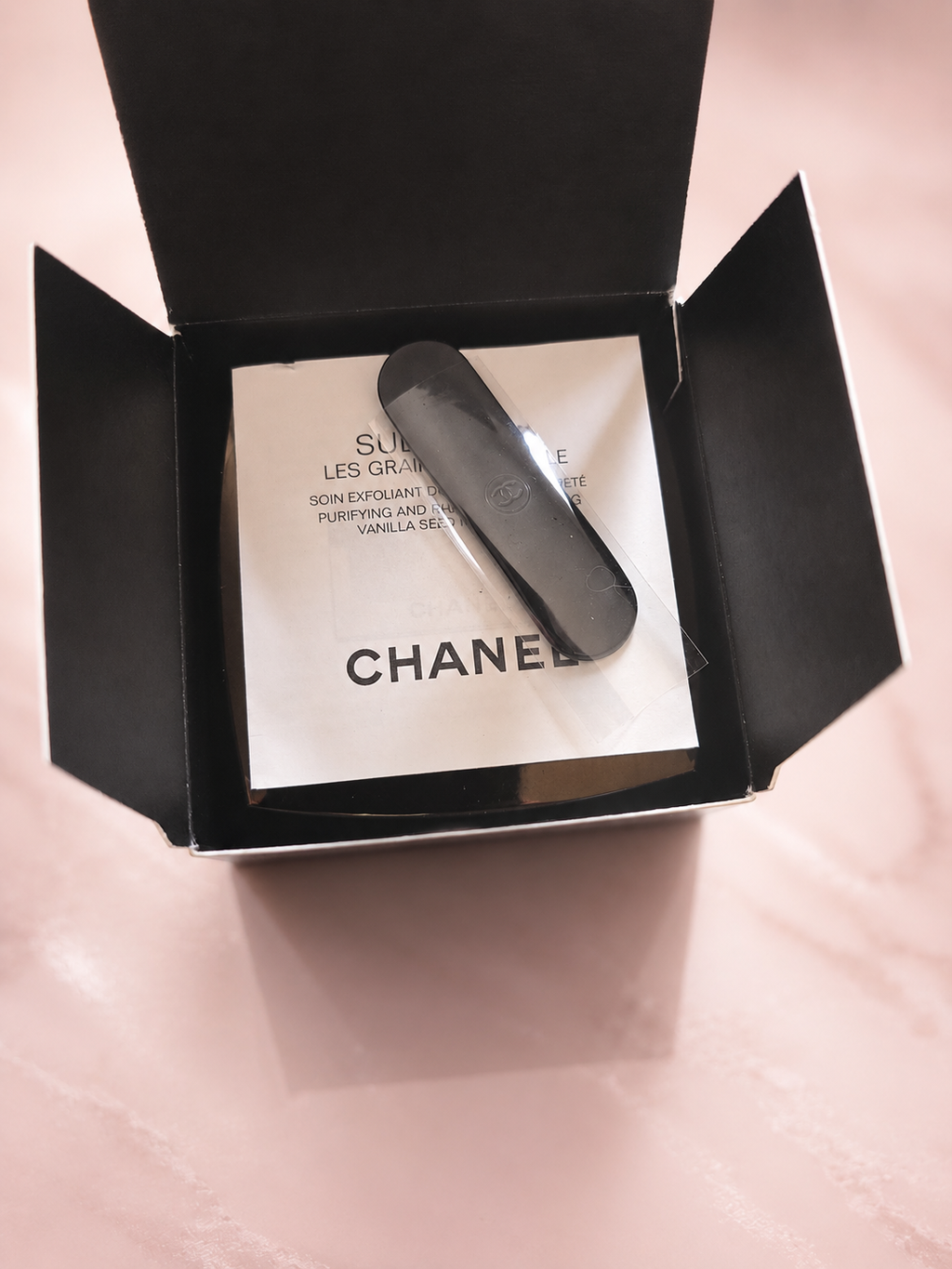 Chanel Sublimage Les Grains de Vanille – Soin Exfoliant Doux Visage 50 g